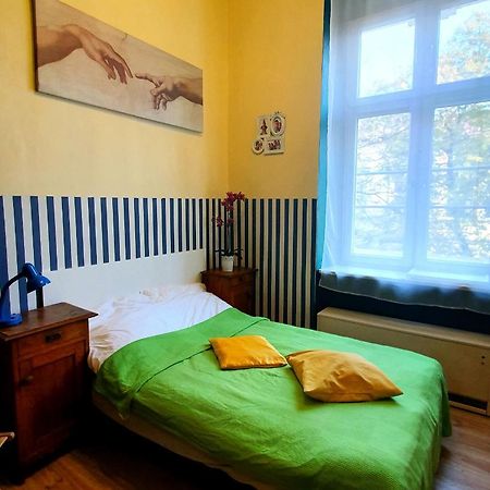The Apartment In Strict City Center. Self Check-In Kraków Eksteriør billede