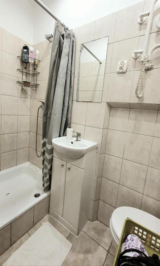 The Apartment In Strict City Center. Self Check-In Kraków Eksteriør billede