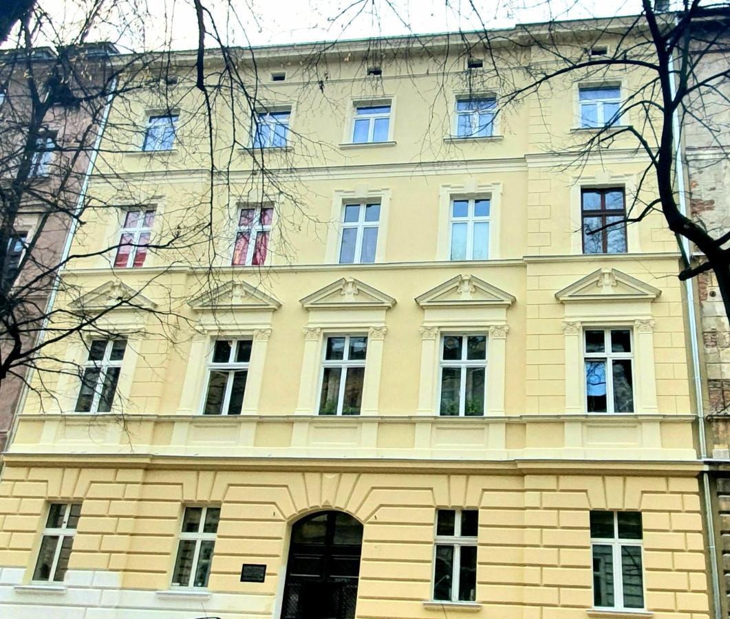 The Apartment In Strict City Center. Self Check-In Kraków Eksteriør billede